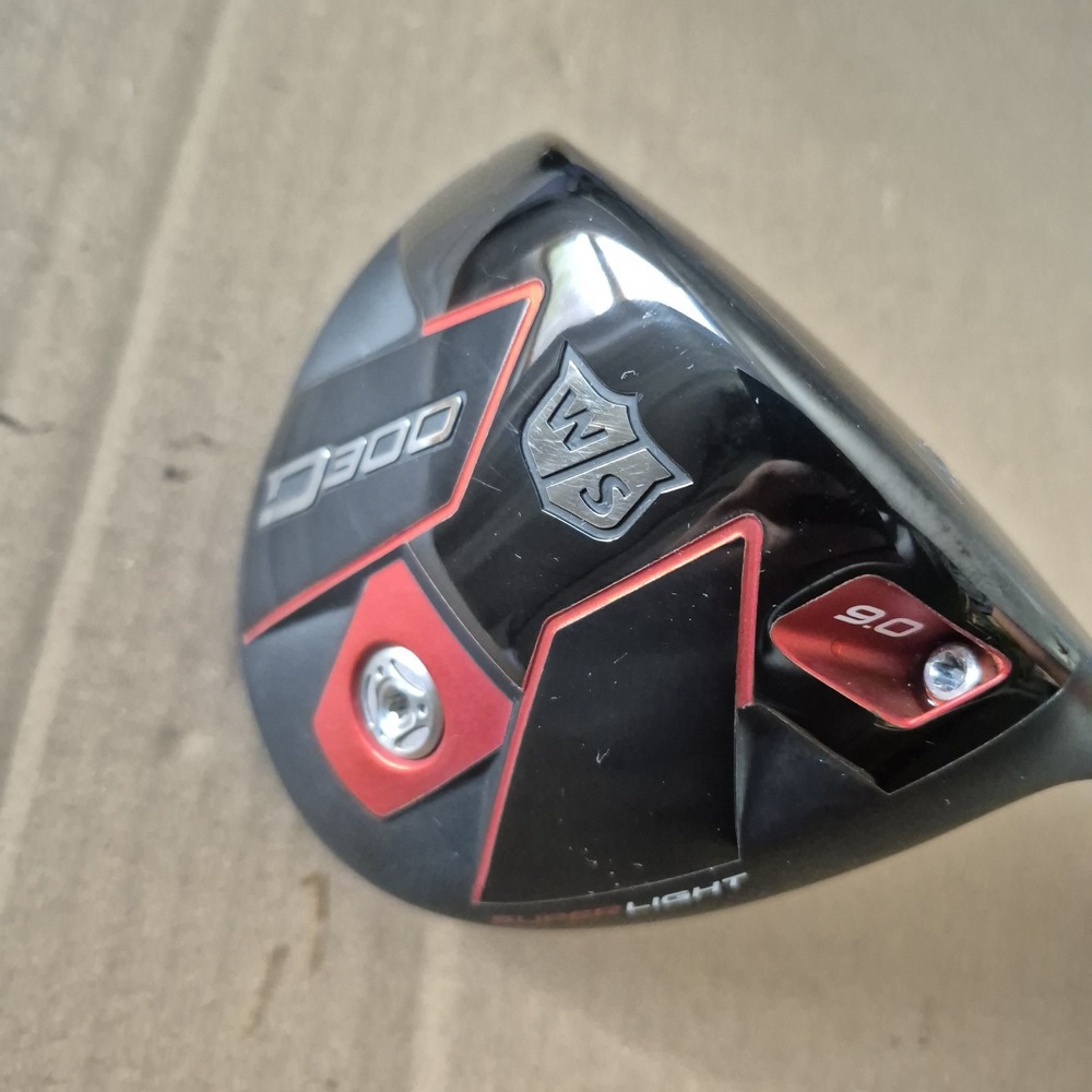 Wilson Staff D300 SUPERLIGHT Driver 9* / RH / Stiff Graphite ~46"